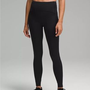 Lululemon Swift Speed 28” Black size 4